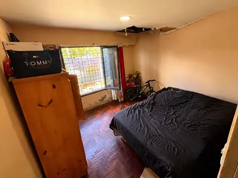 Venta de  Casa en Loma Hermosa! 2 Habitaciones , Pileta, y parque para seguir co