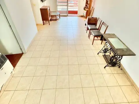 Departamento 4 ambientes con 2 baños