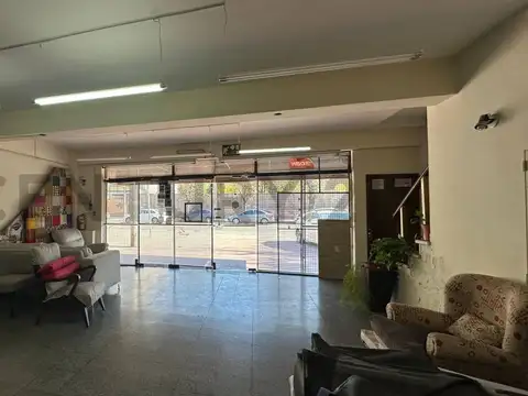 Local en Venta 45 años