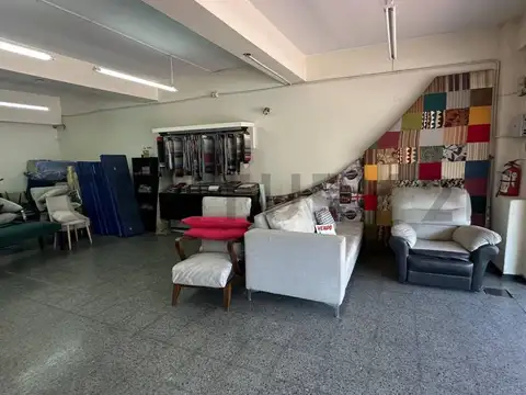 Local en Venta 45 años