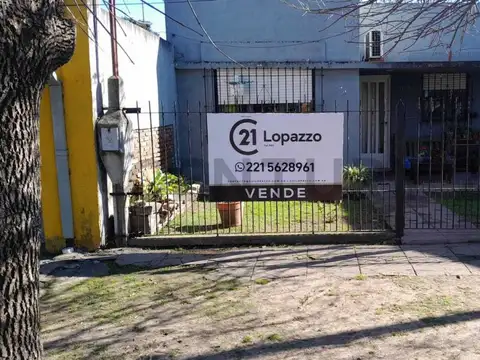 CASA PARA RECICLAR (RETASADA)  511 e/ 134 y 135 Hernández