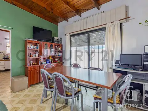 CASA PARA RECICLAR (RETASADA)  511 e/ 134 y 135 Hernández