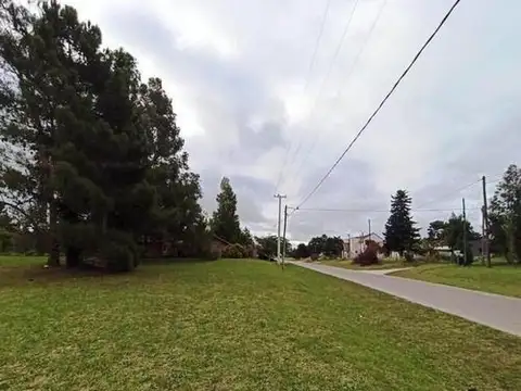 Excelente Lote En Las Lomas Sobre Asfalto De 535 Mts2