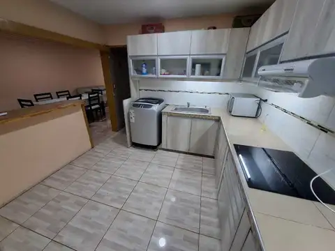 VENTA CASA JOSÉ C PAZ 4 AMBIENTES PATIO