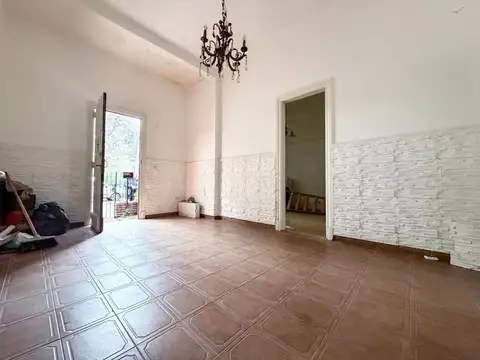 Casa sobre lote propio 3 ambientes con patio