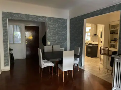 Departamento 5 ambientes con 2 baños