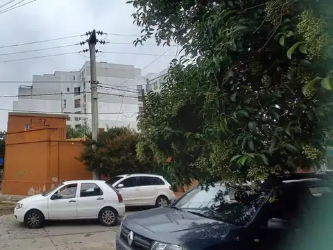 Casa 5 ambientes con 1 baño