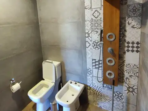 Venta casa 3 amb cañuelas  gran parque y pileta