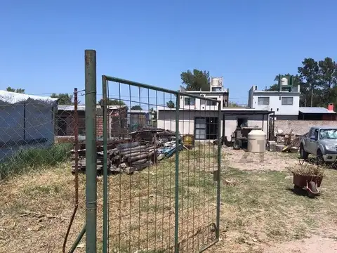 6 esquina 469 , Piso 0