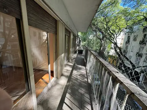 Departamento 4 ambientes con 2 baños