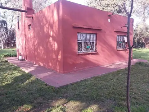 Alquiler casa/pileta/ 1/2 hect.  La Reja