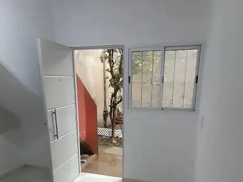 Depto Tipo Casa en Venta en Gerli, USD 37.000