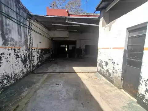 Galpón zona residencial en alquiler