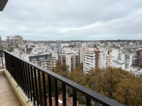 Venta Departamento 2 ambientes. Gran Balcón . Zona Plaza Colón