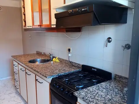 Departamento en Alquiler en San Isidro Centro, $ 750.000