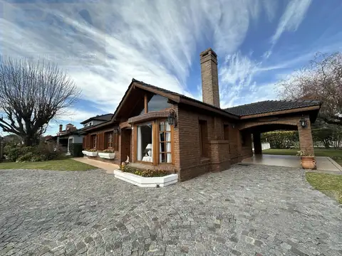 Casa en Venta en Country Club Banco Provincia, USD 325.000