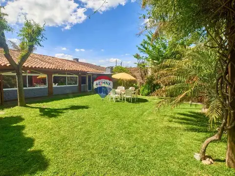 Diagonal E (Calle 103) e/ 9 y 11 800