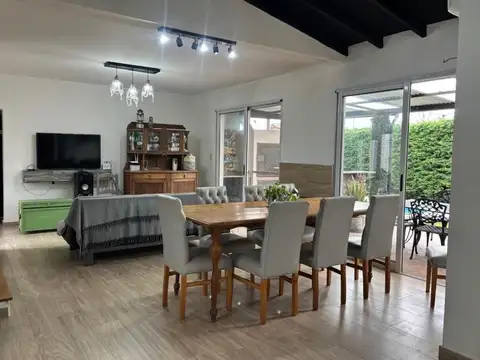 Casa en Venta en Pilar del Este - San Eduardo, USD 240.000