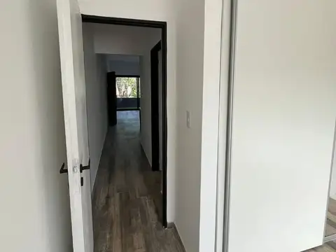 Departamento en Alquiler en Ituzaingo Norte, $ 600.000