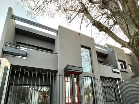 Departamento 2 amb PB- Ituzaingó Norte