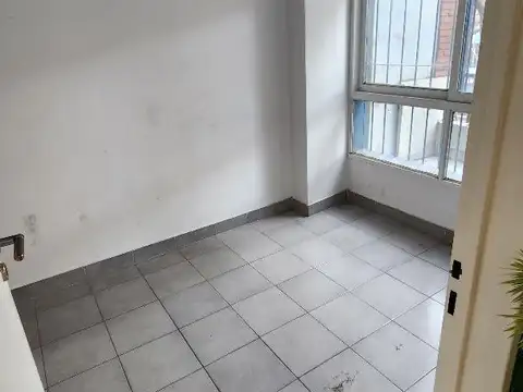 Oficina en Alquiler en Almagro Sur, $ 530.000