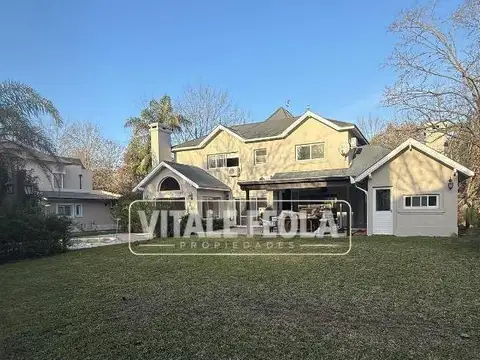Casa en Venta en Campos De Alvear, USD 420.000