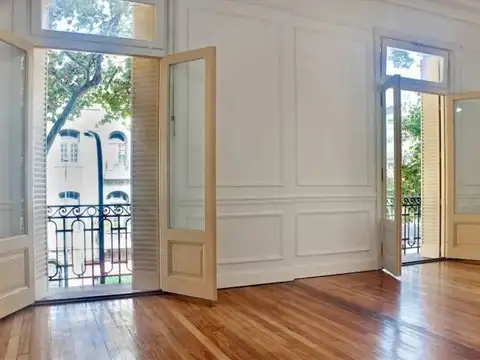 Venta Departamento 6 Ambientes en Once