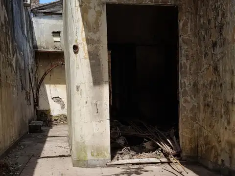 Alquiler casa a refaccionar para uso comercial sobre avenida Boedo