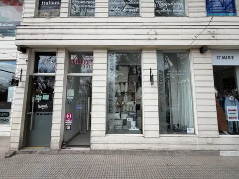 Local en Venta en Funes City, USD 180.000
