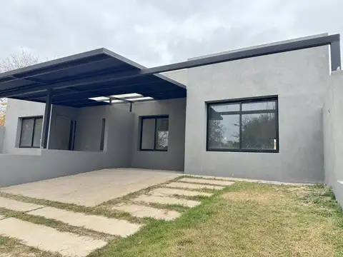 Venta duplex en barrio cerrado La Catalina 2 dormitorios
