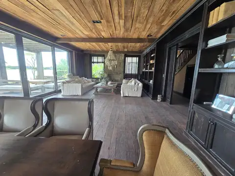 Casa en Venta de 5 dormitorios