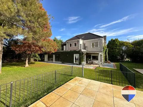 CASA EN VENTA CAÑUELAS  BARRIO ALTOS DEL CARMEN