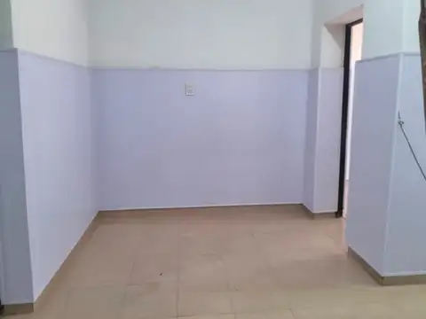 Departamento en Alquiler en Villa Gobernador Galvez, $ 450.000