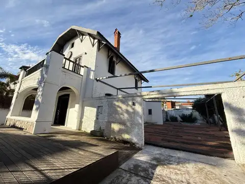 Casa en Alquiler de 3 dormitorios