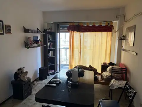 San Nicolás 400, Piso 4
