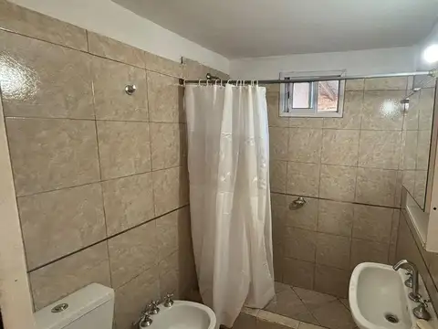 VENTA MULTIFAMILIAR EN GENERAL RODRÍGUEZ  CASAS EN MISMO LOTE MAS  COCHERAS