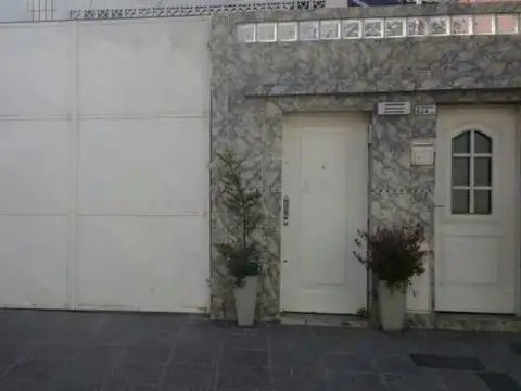 Depto Tipo Casa en Venta 20 años