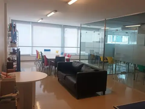 Oficina en Venta al Este