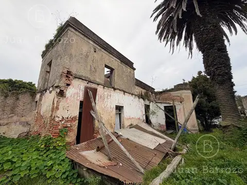Rivadavia al 800