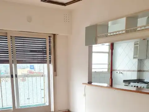 DEPARTAMENTO DE 3 AMBIENTES AL FRENTE