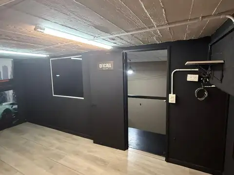 Galpon en Alquiler 20  mts Fondo