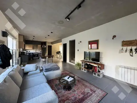 Casa en Venta en Neuquen, USD 270.000