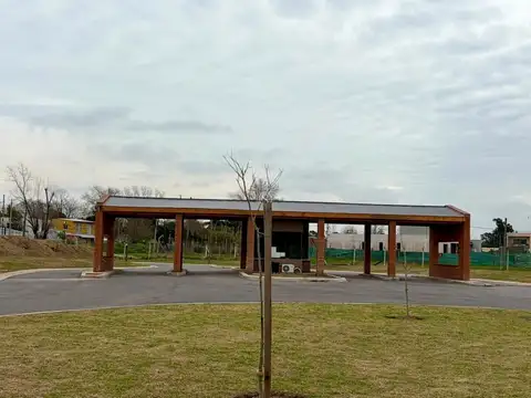 San Pablo Chico, Pilar. 100