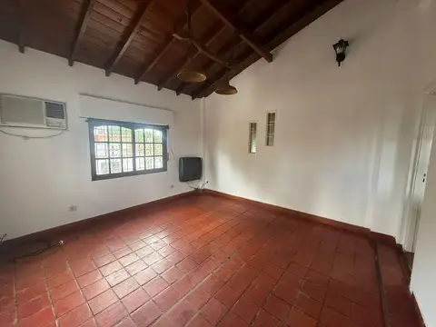 Departamento en Alquiler en Villa De Mayo, $ 650.000