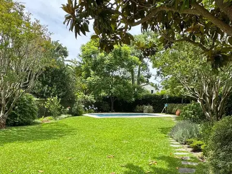 Casa en Venta en Acassuso, USD 1.100.000