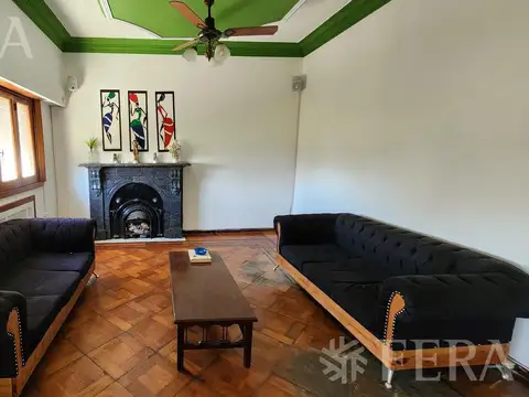 Venta PH 5 ambientes con terraza en Lanús