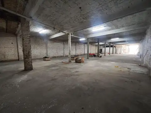 Alquiler Galpón 400 m2