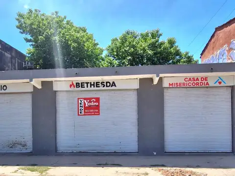 Venta o Alquiler de Local. Moreno (Barrio 2000)