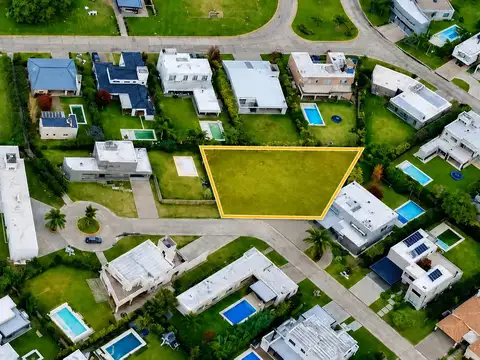 Terreno en venta de 930 m² en San Sebastián, Funes
