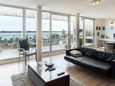 Álvarez Thomas 2700